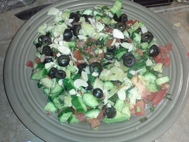 Chop the cucumbers, tomatoes, avocados into cubes.
